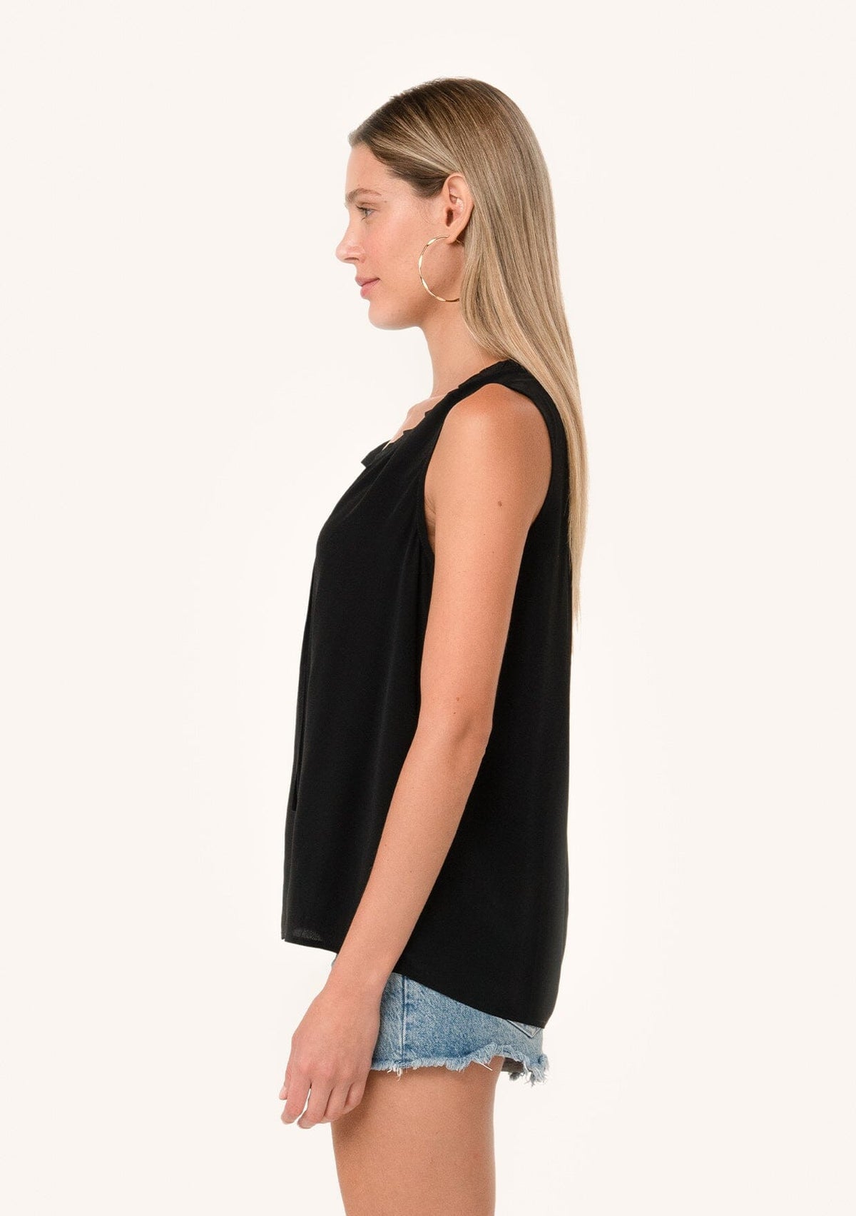 Everyday Sleeveless Blouse