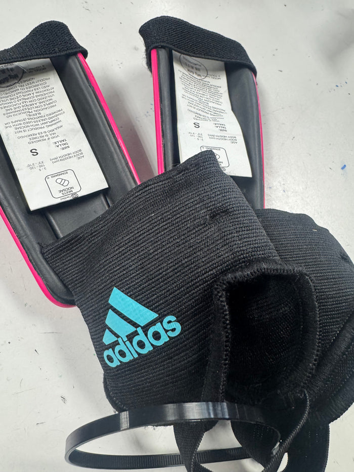Lightly Used Adidas X Youth Soccer Shin Guards (Youth Small)