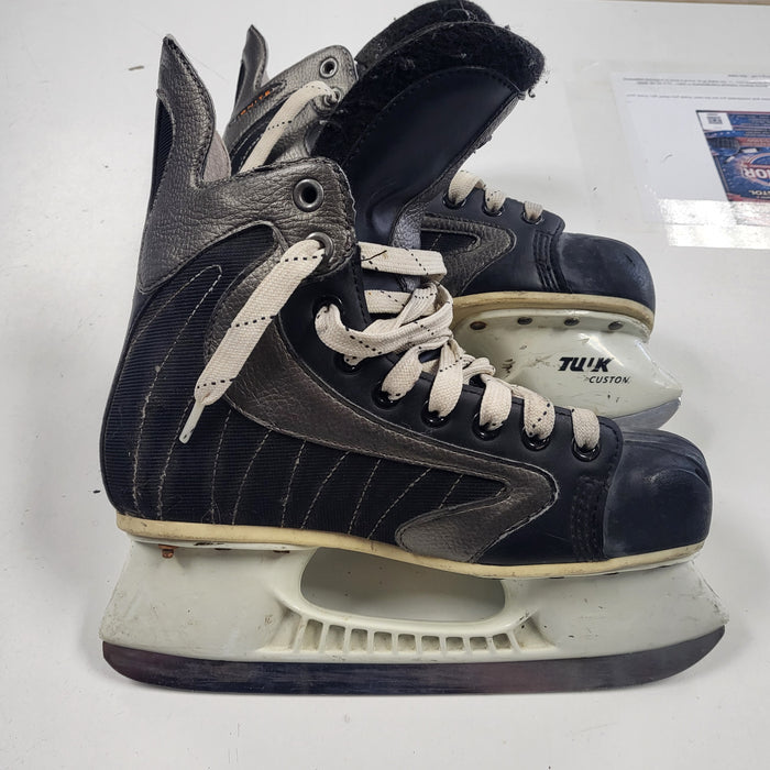 Used nike ignite 4 skates size 6D