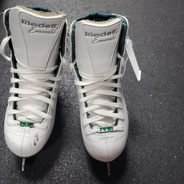 Used Riedell Emerald size 3 figure skates