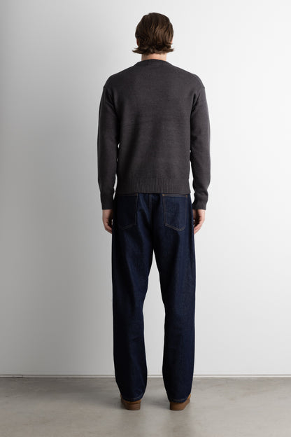 CLASSIC FITTED EMBROIDERED SWEATER