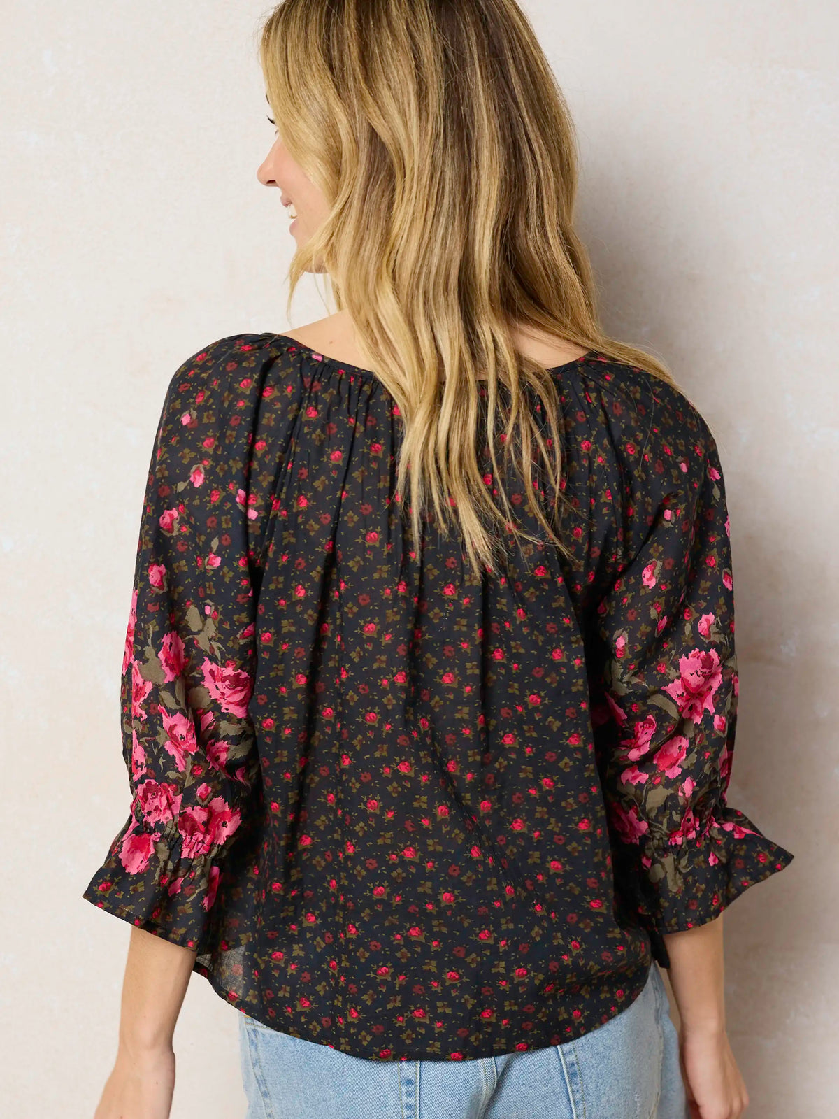 Magnolia Top - Black Fuchsia Floral