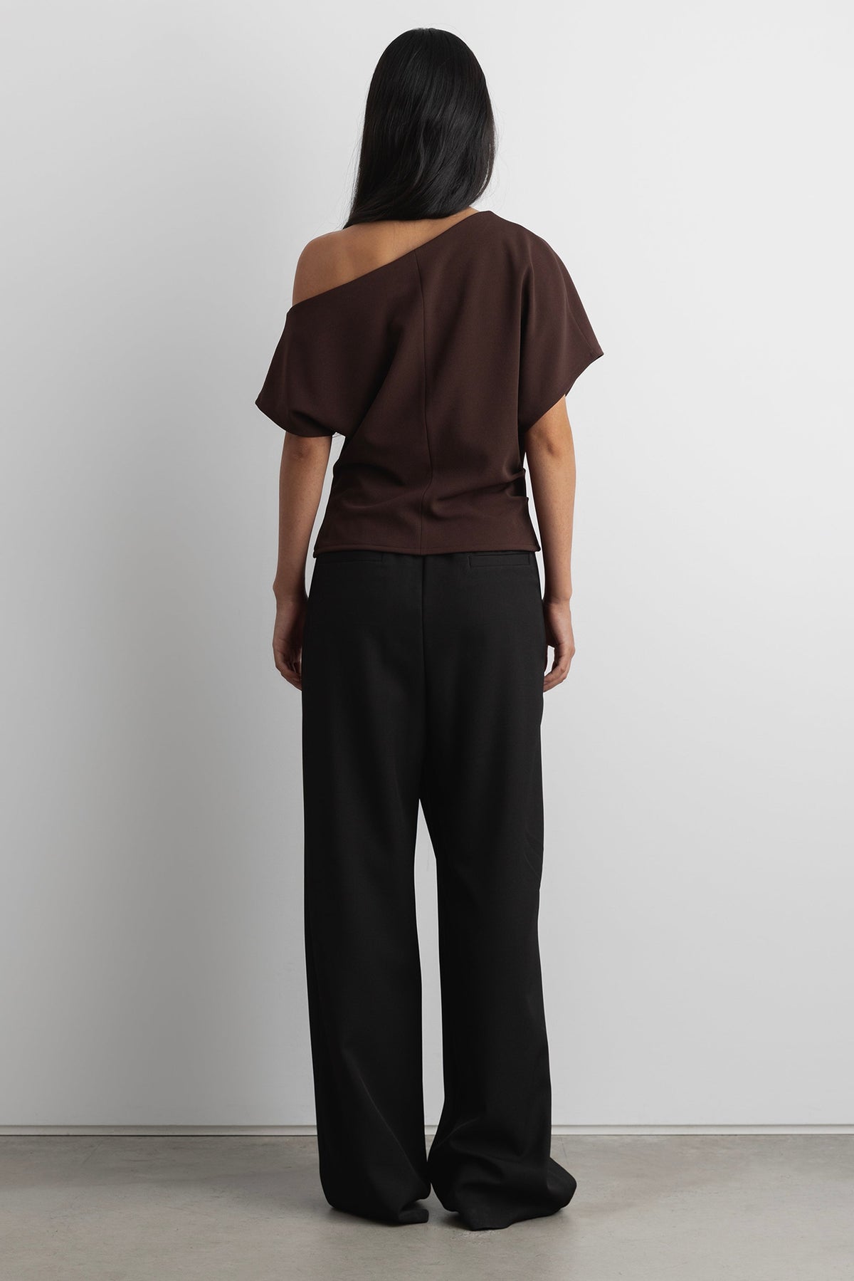 ASYMMETRICAL OFF SHOULDER TOP