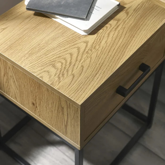 #Colour:Oak