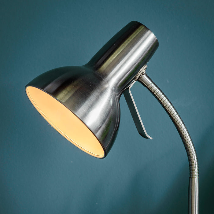 #Colour:Silver