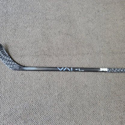 Used Bauer Vapor XX Hockey Stick Right Handed